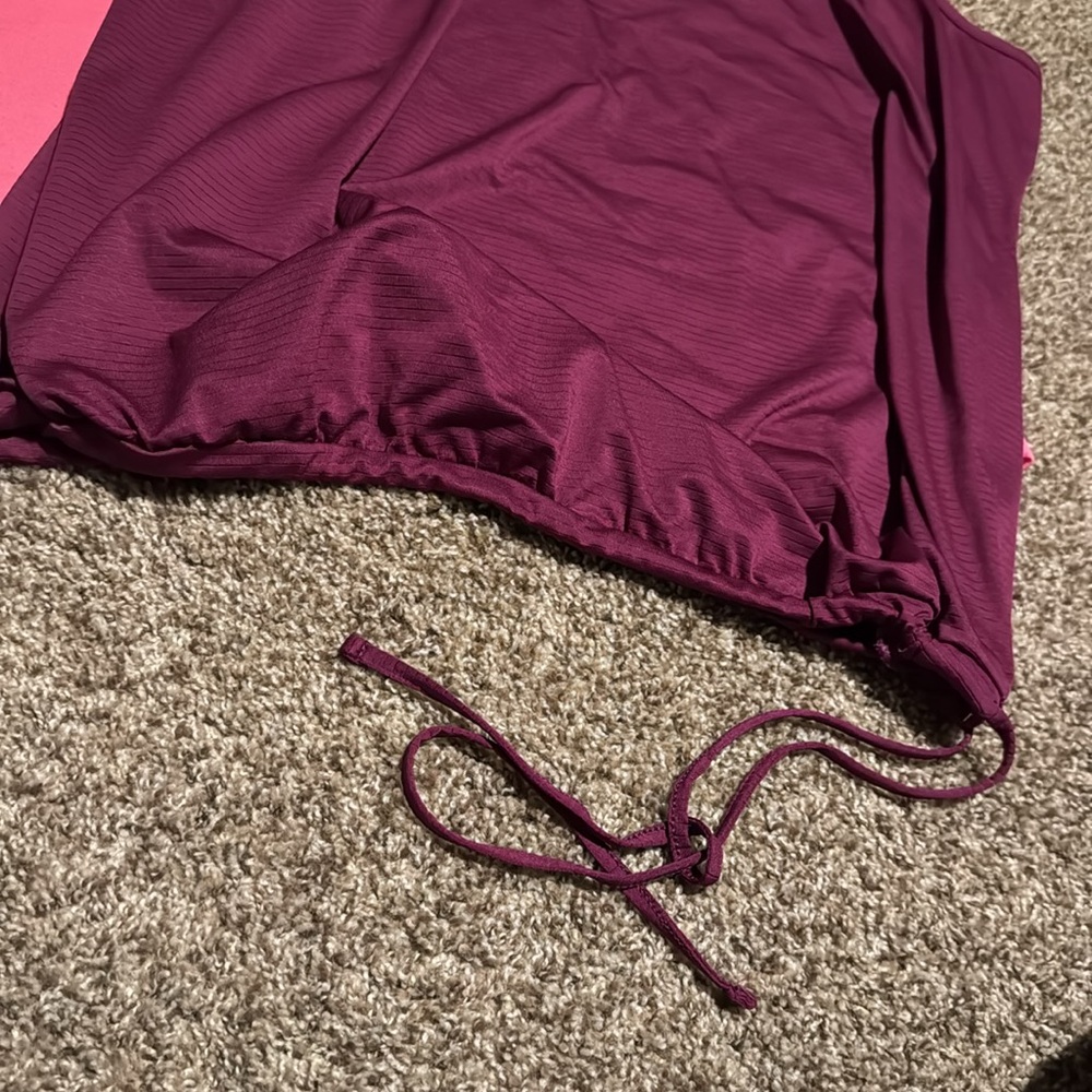 Set of 3 pink & purple strappy or racerback tank tops (XL) - EUC! - Picture 4 of 10